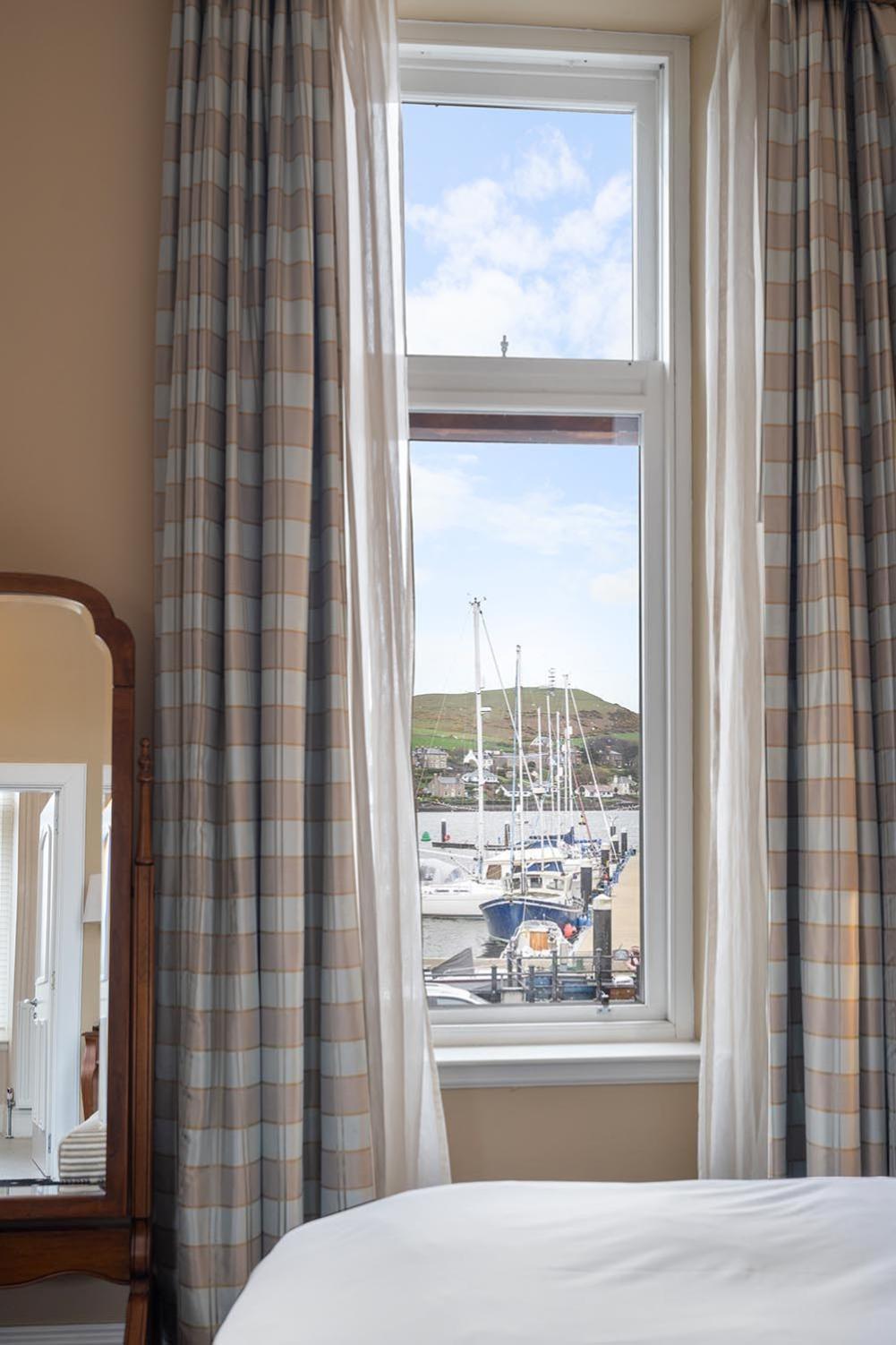 The Royal Hotel Campbeltown Buitenkant foto